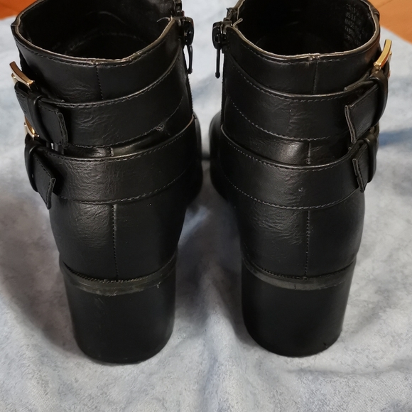 Just Fab black faux leather booties - Picture 6 of 6
